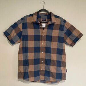 Patagonia Men’s Button-up Shirt